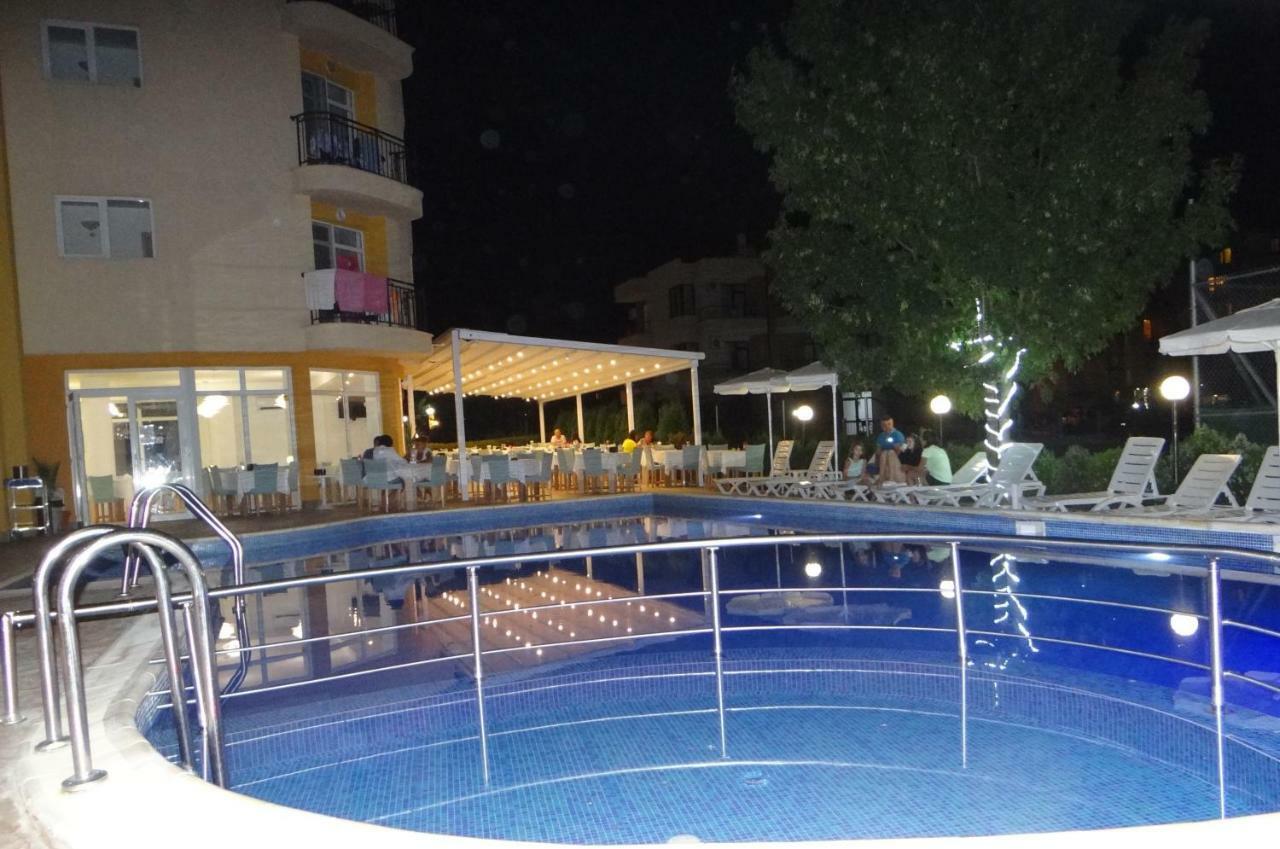 Family Orios Hotel 3*